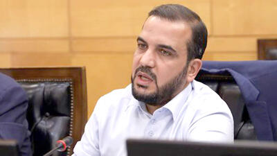  نماینده مجلس: در بحث مذاکرات، فصل‌الخطاب مقام معظم رهبری است/ اگر شروط ایران قبول نشود توافقی در کار نیست/ کسانی که کالای مورد نیاز مردم را بدون دلیل گران می‌کنند، حتماً سربازان ترامپ و نتانیاهو هستند