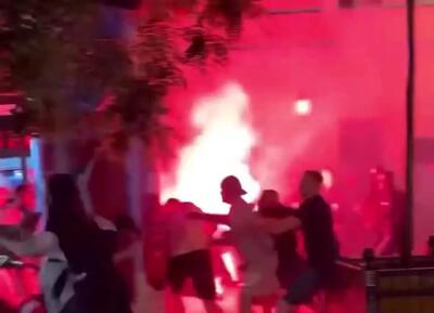  ویدئو: درگیری شدید طرفداران آرسنال و پی‌اس‌جی در بوداپست!