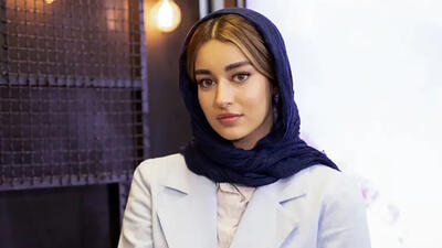  فیلم گریه خانم بازیگر سریال بی عاطفه حین مصاحبه / مه لقا مینوش زاده : در خیابان مردم میگویند ما را نکشی بذاری  توی فریزر، ما از تو می‌ترسیم / گفتم : من مردای خیانتکار رو میکشم نترس دخترجان !