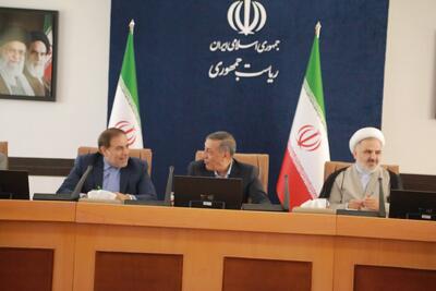  تأکید معاون اجرایی رئیس‌جمهور و مسئولان قضایی بر برخورد با دریافت وجوه غیرقانونی در تعاونی‌های مسکن