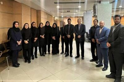  گپ و گفت مدیرعامل بانک سرمایه با همکاران شعبه کریمخان