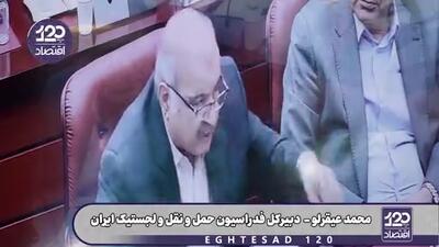  بانک‌ها حاضرند به کارخانه پفک و شکلات وام بدهند اما برای خرید کشتی پول نمی‌دهند