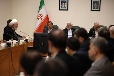  عارف: تیم مذاکره‌کننده تاکنون عملکرد خوبی داشته است/ فرماندهی رهبر معظم انقلاب و وفاداری رئیس جمهور به نظام بی نظیر است