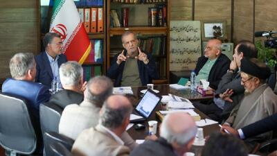  پزشکیان: حکمرانی سلامت باید از درمان‌محوری به سلامت جامعه‌محور تغییر کند
