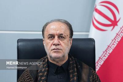  حاجی‌بابایی: تنگه هرمز و غنی‌سازی اورانیوم حق مسلم ملت ایران است
