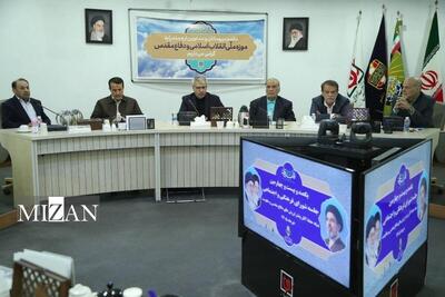  نشست صمیمانه سخنگوی وزارت امور خارجه با جمعی از فرماندهان و پیشکسوتان دفاع مقدس
