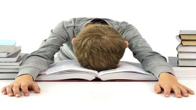  اضطرابِ دیجیتال؛ چگونه عصرِ سرعت، تمرکزِ مطالعه را بلعید؟