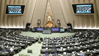  نمایندگان: باید بُرد موشک‌ها به دفتر کار قاتلان برسد
