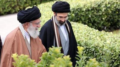  انتشار تصویر ویژه از رهبر انقلاب در کنار امام شهید