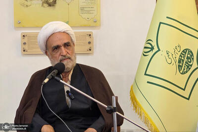  محمدعلی خسروی: امام را همه جانبه بشناسیم/ همه زندگی شخصی و اجتماعی امام برای ما درس است/ در این ایام هر سخن تفرقه‌انگیزی کمک به اسرائیل و آمریکاست