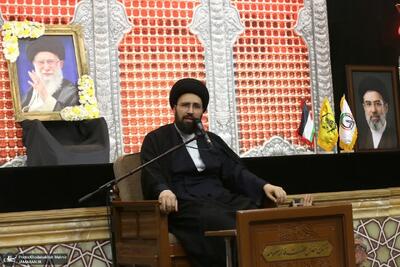 سید علی خمینی: دشمنان خامنهای را ابدی کردند/تا وقتی رهبری نگویند مردم در خیابان ها می مانند/ هرکس بخواهد با آمریکا صلح بکند، خائن است/در اتفاق اخیر ما با آمریکا پدرکشتگی پیدا کردیم