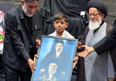  تجلیل نماینده رهبر انقلاب از نوجوان عراقی