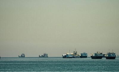 مسیر جنوبی عمان در تنگه هرمز همچنان برای تردد دوطرفه باز است