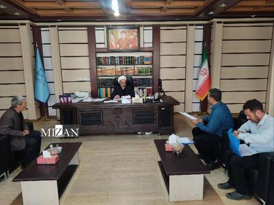  رئیس کل دادگستری زنجان به درخواست ۳۸ نفر از مراجعان در دیدار مردمی رسیدگی کرد
