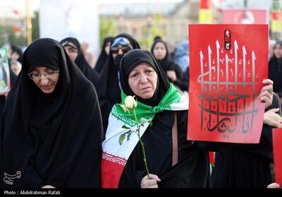  همایش روز حجاب و عفاف در همدان