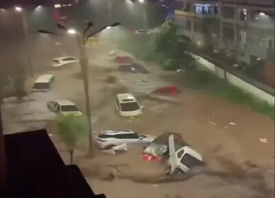  ببینید / سرگردانی خودروها در سیل ویرانگر شمال شرقی چین
