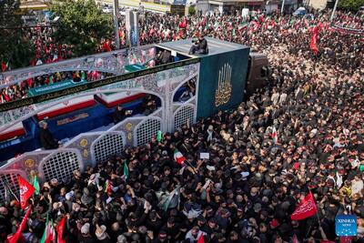 استاندار خوزستان: مکتب «رهبر شهید» بر پایه مقاومت و امت‌سازی بنا شده است
