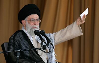  رهبر شهید با بهره‌گیری از ظرفیت‌های پیرامون خود به شخصیتی جامعِ اضداد تبدیل شد