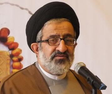  استاد حوزه و دانشگاه: رهبر شهید با ارائه گفتمان نو، ساختار قدرت جهانی را دگرگون کرد