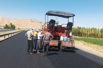  ۲۲۰ کیلومتر محورهای شریانی و ترانزیتی آذربایجان‌غربی در حال آسفالت است