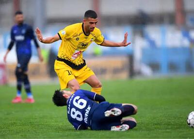 گلگهر هافبک سپاهان را جذب کرد - پارس فوتبال