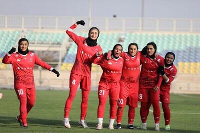  بلاتکلیفی نیمکت استقلال و پرسپولیس/ گزینه بزرگ از دست دو مدعی پرید! - پارس فوتبال