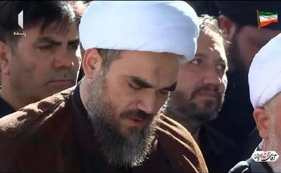 پدر نوه شهید رهبر: پیکر دخترم را در آغوش رهبر شهید به خاک سپردم
