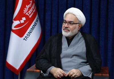  شرح سیاسی و جریانی نماز علامه جوادی آملی بر پیکر امام شهید  متن کامل - تسنیم