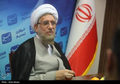  تشییع میلیونی امام شهید بیش از هر بمبی بر روی دشمن اثرگذار بود - تسنیم