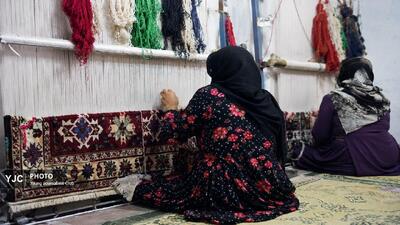 گرههایی به رنگ عشق؛ زنان اندیمشکی که میراث ایران را زنده نگه داشتهاند