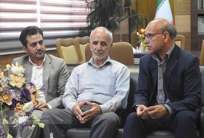  نشست هم‌اندیشی رئیس کانون بازنشستگان، مدیر بیمه آتیه‌سازان حافظ و مدیر کل تامین اجتماعی استان کرمانشاه