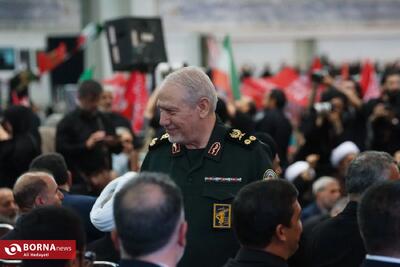  مراسم گرامیداشت رهبر شهید انقلاب-۱