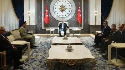  دیدار اردوغان و عاصم منیر، پشت درهای بسته و بدون حضور خبرنگاران/ گفت‌وگو در مورد همکاری‌های نظامی و مسائل امنیتی میان ترکیه و پاکستان