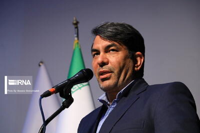 استاندار کرمان: بیش از هر زمان دیگری نیازمند روحیه ایثار و فداکاری در الگوی مدیریتی هستیم
