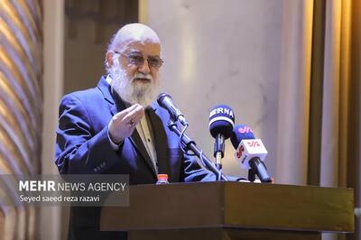 چمران: نامگذاری معبری به نام «رهبر شهید» در دستور کار قرار دارد
