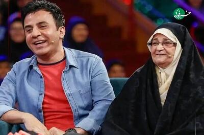 داریوش فرضیایی به سوگ مادر نشست