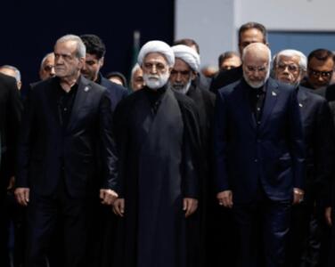 ببینید | مجلس ختم رهبر شهید انقلاب اسلامی از طرف سران قوا