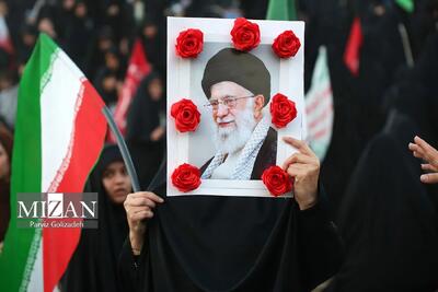  حضور فرزندان رهبر شهید انقلاب در مراسم بزرگداشت آقای شهید ایران در مصلای امام خمینی (ره) «۲۳ تیر ۱۴۰۵»