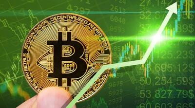  هشدار به معامله‌گران بیت‌کوین؛ قیمت بیت‌کوین آماده جهش یا ریزش؟