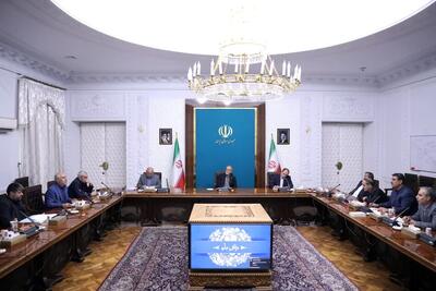 دولت با بهرهگیری از همه ظرفیتهای خود در کنار فعالان اقتصادی خواهد بود/ با هرگونه تخلف در روند تأمین و توزیع کالاهای اساسی، با قاطعیت برخورد خواهد شد