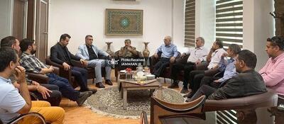  پایان یک شایعه؛ دیدار احمدی‌نژاد با دوستانش