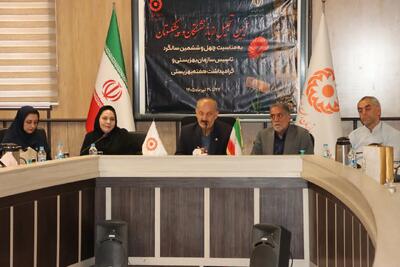 مدیرکل بهزیستی استان مرکزی : بازنشستگان سرمایههای زنده و الگوهای ماندگار هستند
