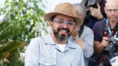  فرزین محدث «پایین نردبان» را به صحنه می‌برد