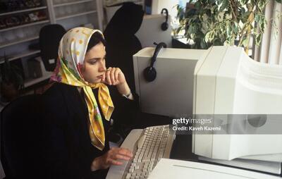 20 سال پیش، این اتاقهای کم نور تنها پل ارتباطی به جهان بودند - چیدانه