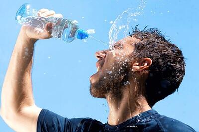  سایه داغ تابستان، چگونه از گرمازدگی در امان بمانیم؟