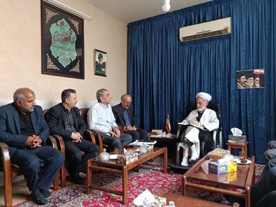  آیت‌الله دری: توانمندسازی و اشتغال مددجویان باید در اولویت برنامه‌های بهزیستی قرار گیرد