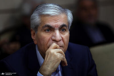  عادلی، دیپلمات و اقتصاددان: مذاکره‌کنندگان با شجاعت و فداکاری وارد گفت‌وگو شدند/ هیچ جنگی در دنیا بدون دیپلماسی پایان نمی‌یابد/ نباید مذاکره را مترادف وادادگی یا تسلیم بدانیم