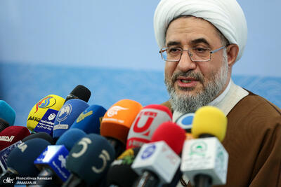  آیت‌الله اراکی، عضو مجلس خبرگان: هیچ نهادی، جز مجلس خبرگان در انتخاب رهبر دخیل نیست/ انتخاب آیت‌الله سید مجتبی خامنه‌ای بر پایه شناخت و تحقیق بود