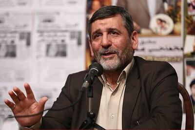  ببینید |  انتقاد صفارهرندی از کنایه‌ها به برخی فرماندهان: مراقب باشیم به شهدای زنده ظلم نکنیم
