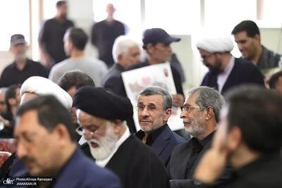  محمود احمدی نژاد در مراسم بزرگداشت رهبر شهید انقلاب + عکس